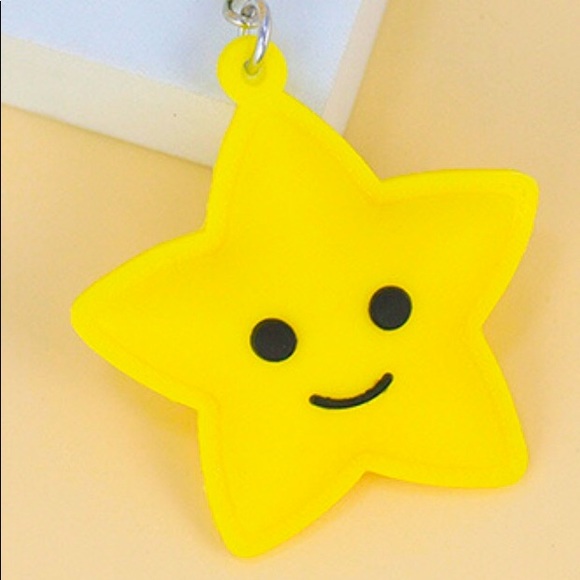 New!! ⭐️ Star ⭐️ Key Chain /Purse Charm! - Picture 2 of 3